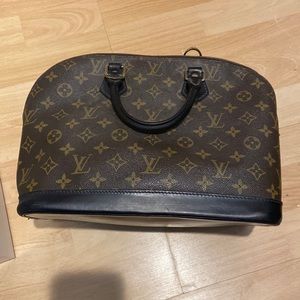 LV Alma Refurbished.